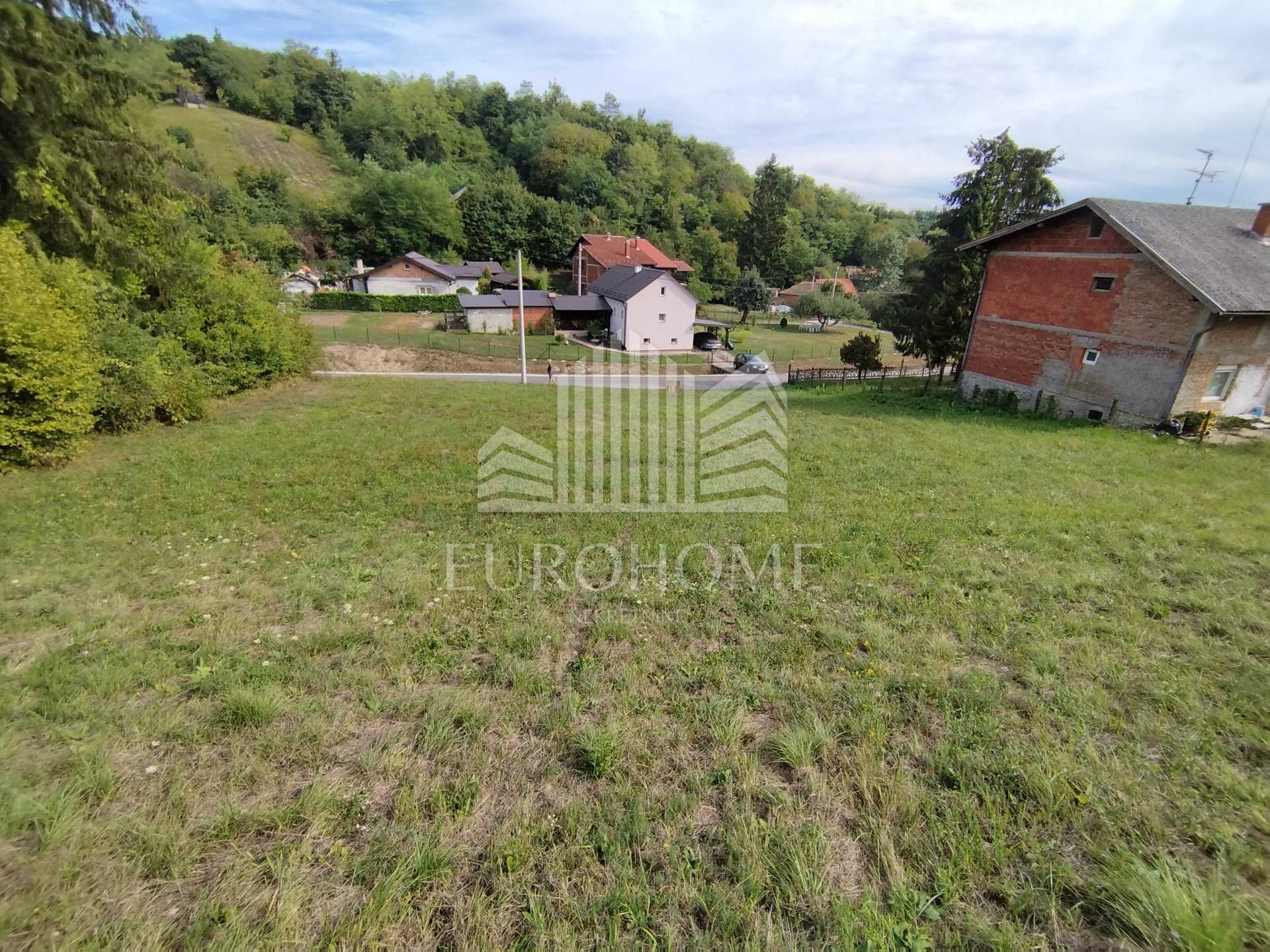 Land in Gornji Laduč, Zagreb County 11993271