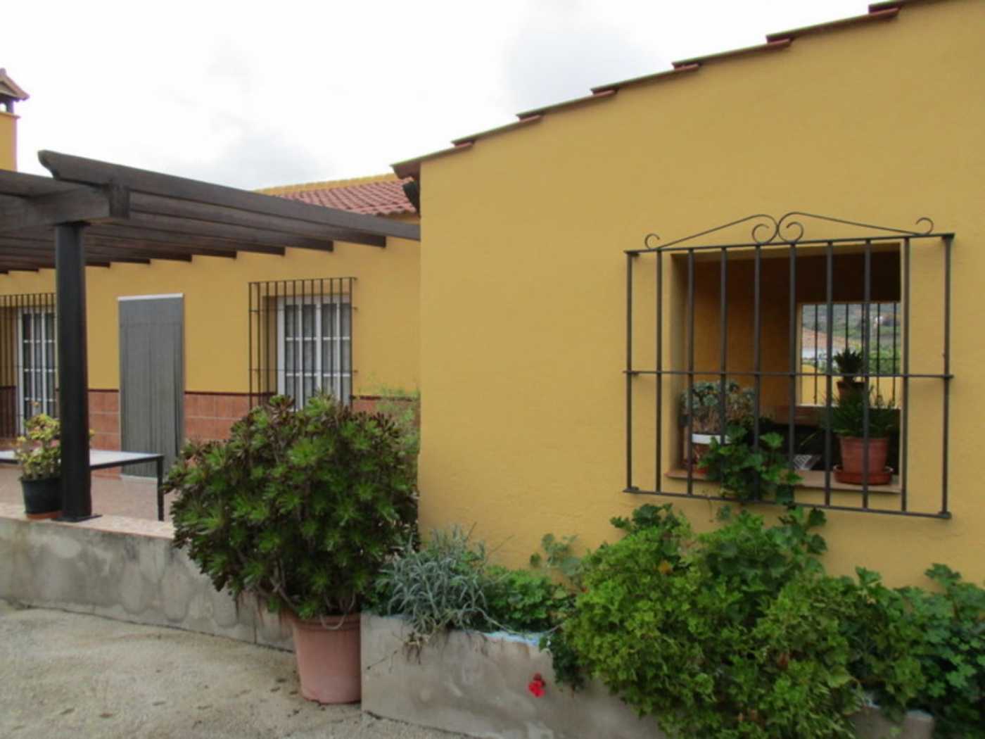 房子 在 皮扎拉, 安达卢西亚 11993536