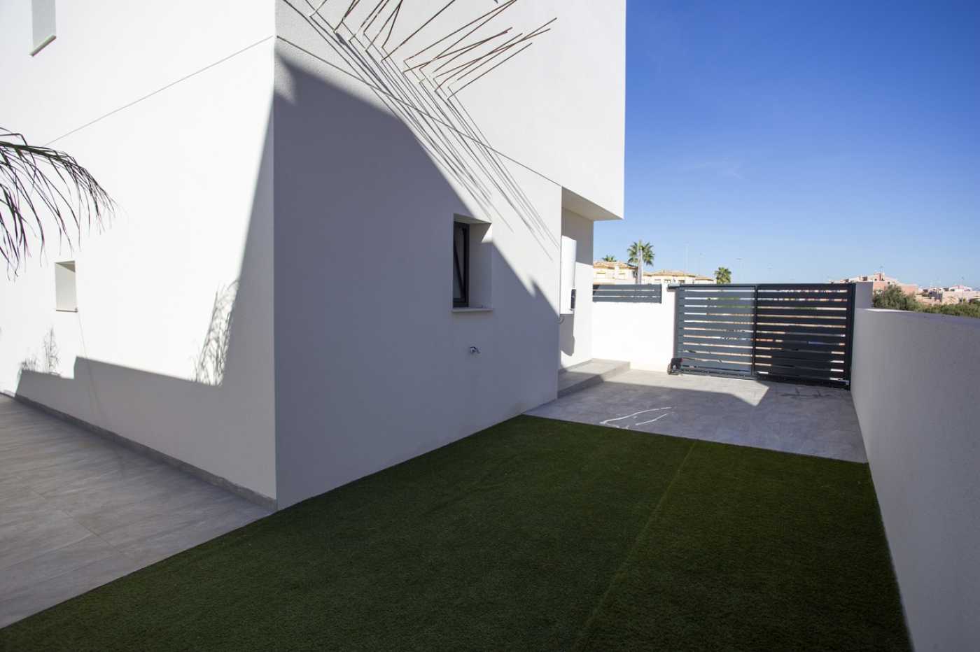 House in Los Montesinos, Valencia 11994340