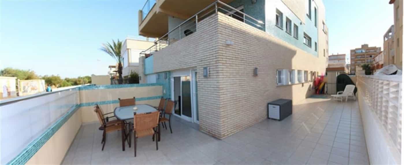 Condominium in Oliva, Valencia 11994478