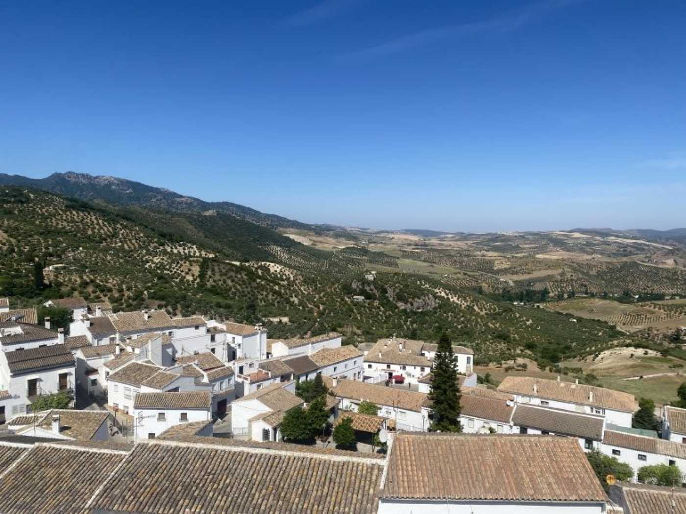 房子 在 Zahara de la Sierra, Andalusia 11995741