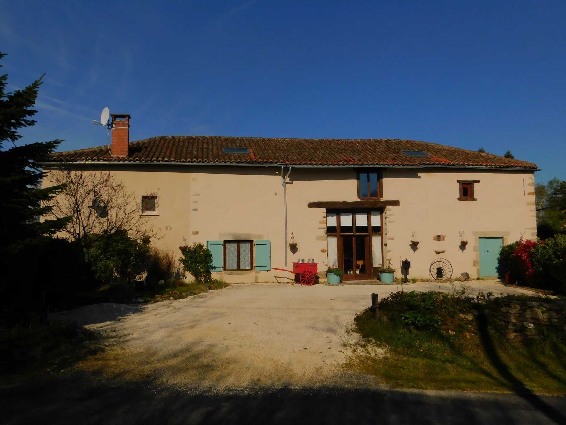 Huis in Pageas, Nouvelle-Aquitaine 11996530