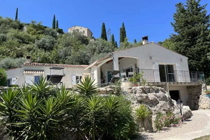 rumah dalam Seillans, Provence-Alpes-Côte d'Azur 11997470