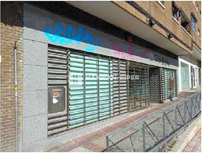 Retail in Madrid, Madrid 11997974