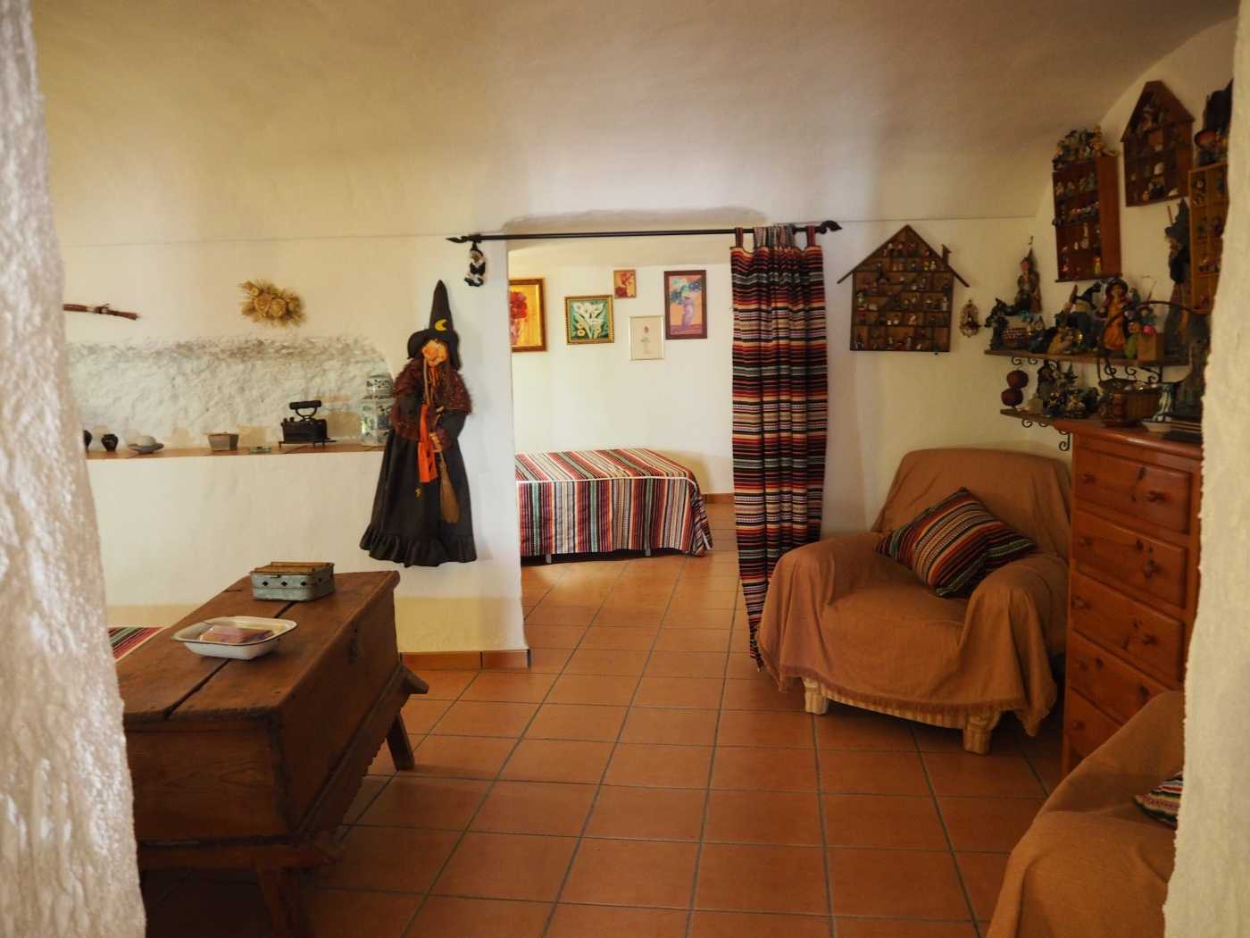 Casa nel Cuevas del Campo, Andalusia 11998338