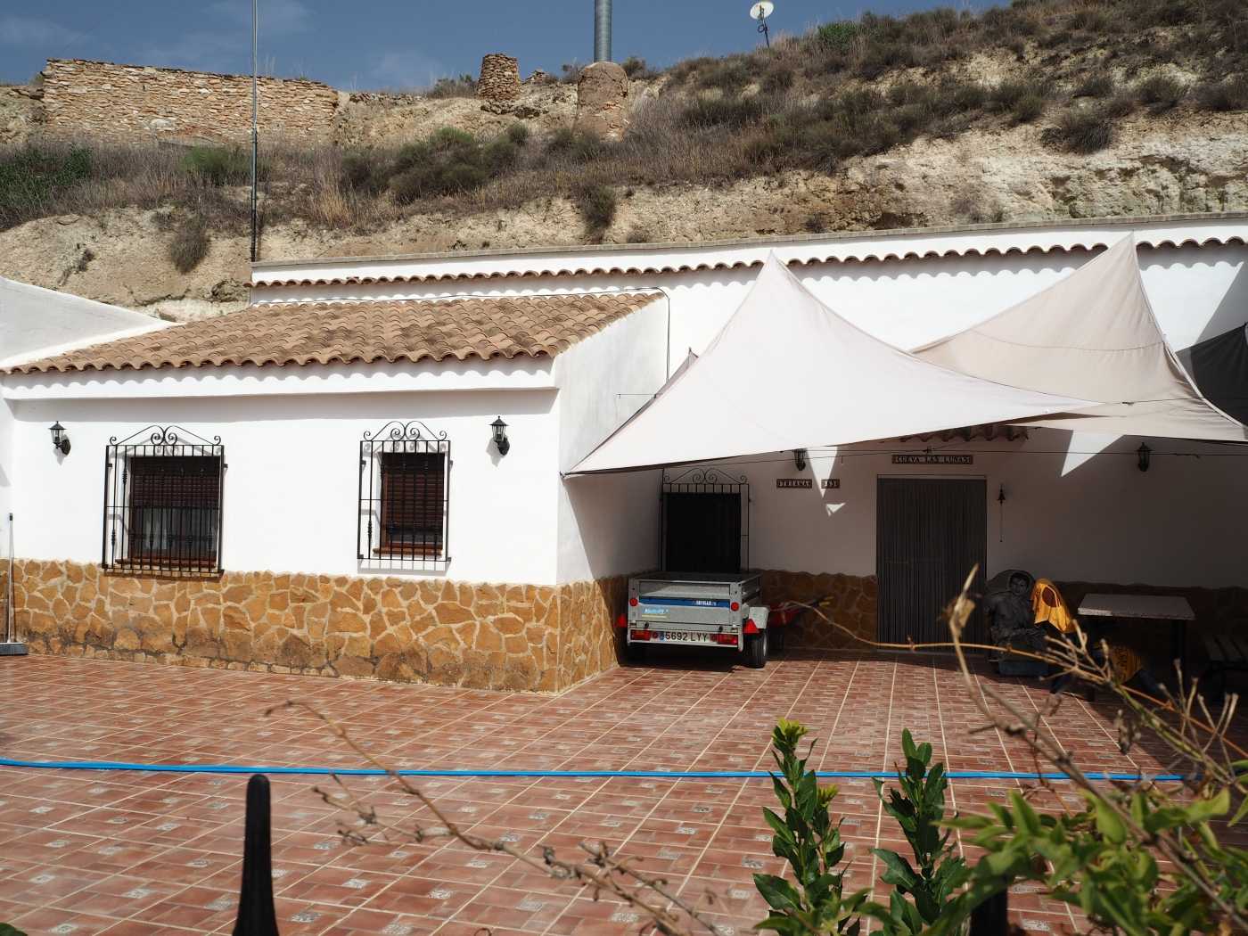 House in Cuevas del Campo, Andalusia 11998338
