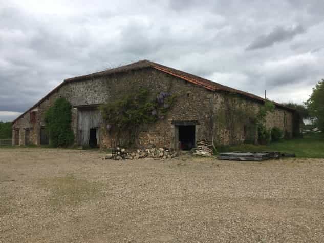 Kondominium dalam Abzac, Nouvelle-Aquitaine 11998461