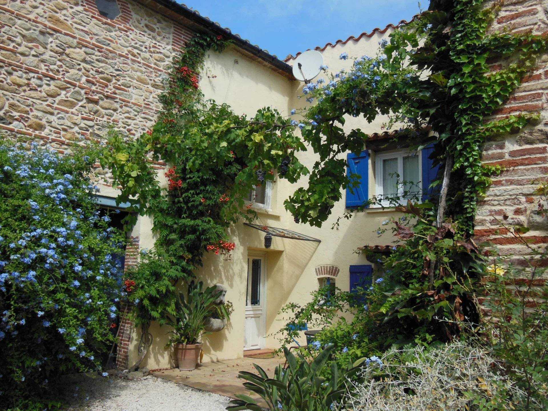 rumah dalam Elne, Occitanie 11998506