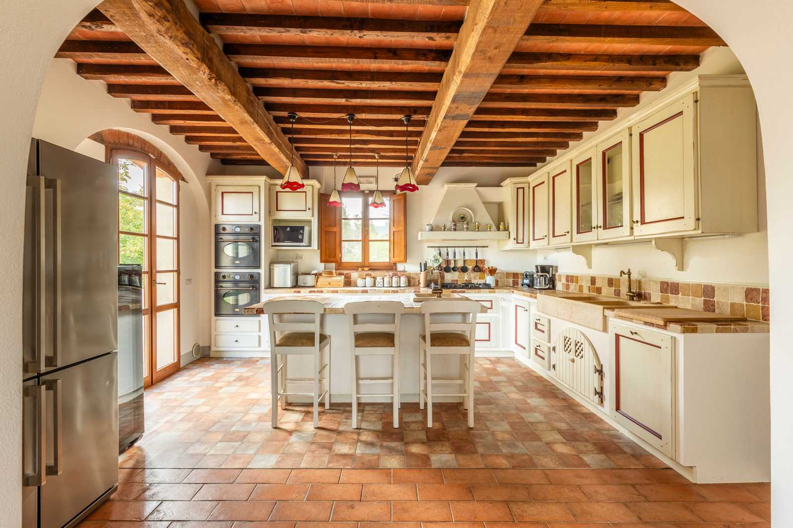 Rumah di Palaia, Tuscany 11999018