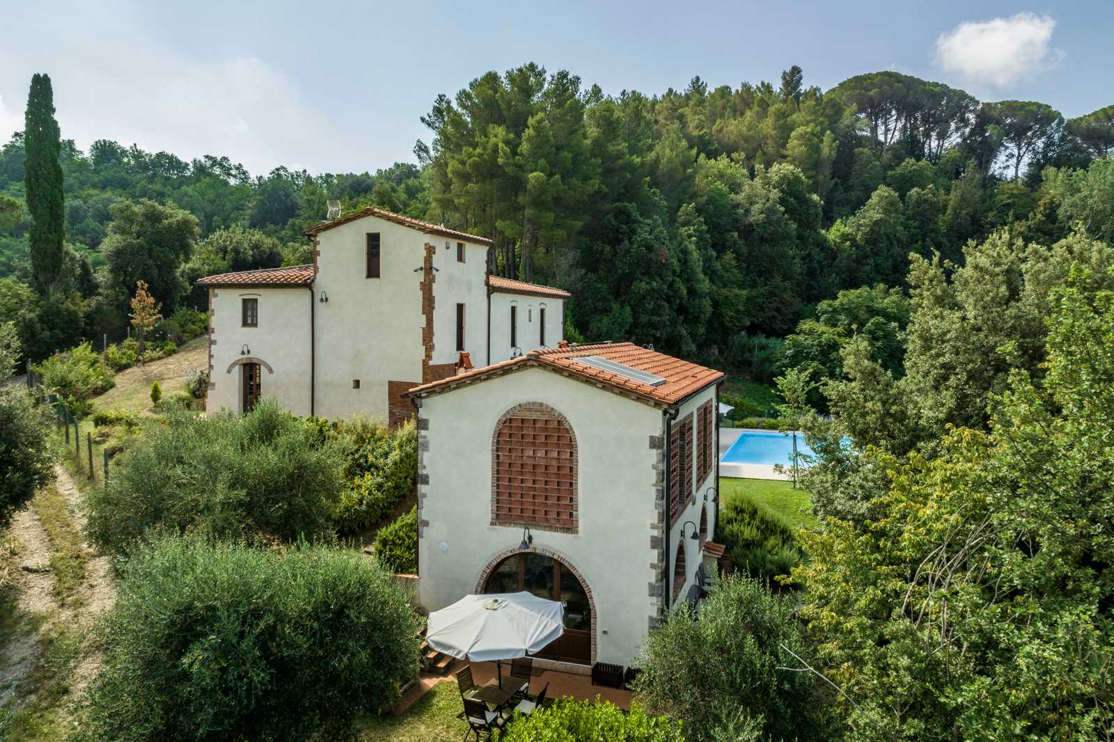 Rumah di Palaia, Tuscany 11999018