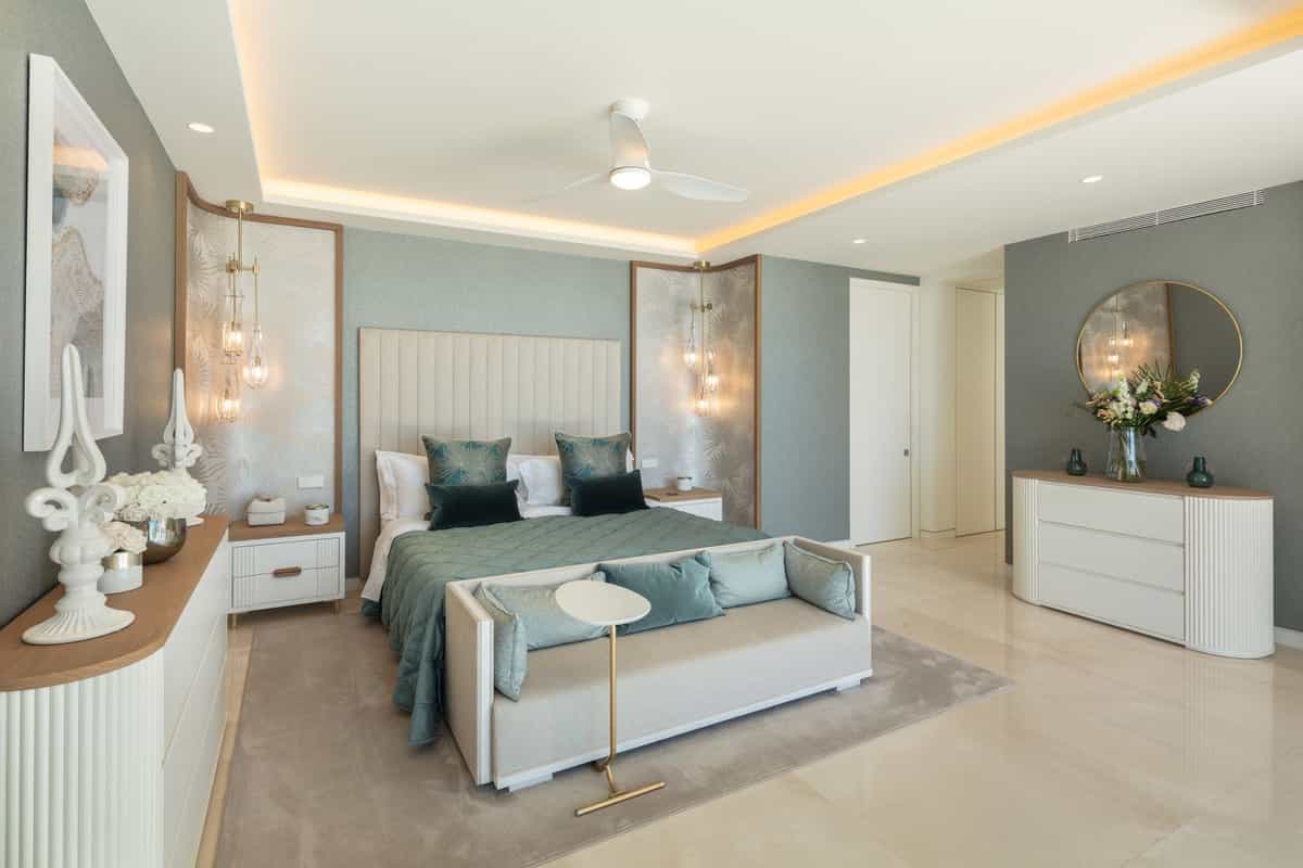 公寓 在 Marbella, Andalucía 11999083