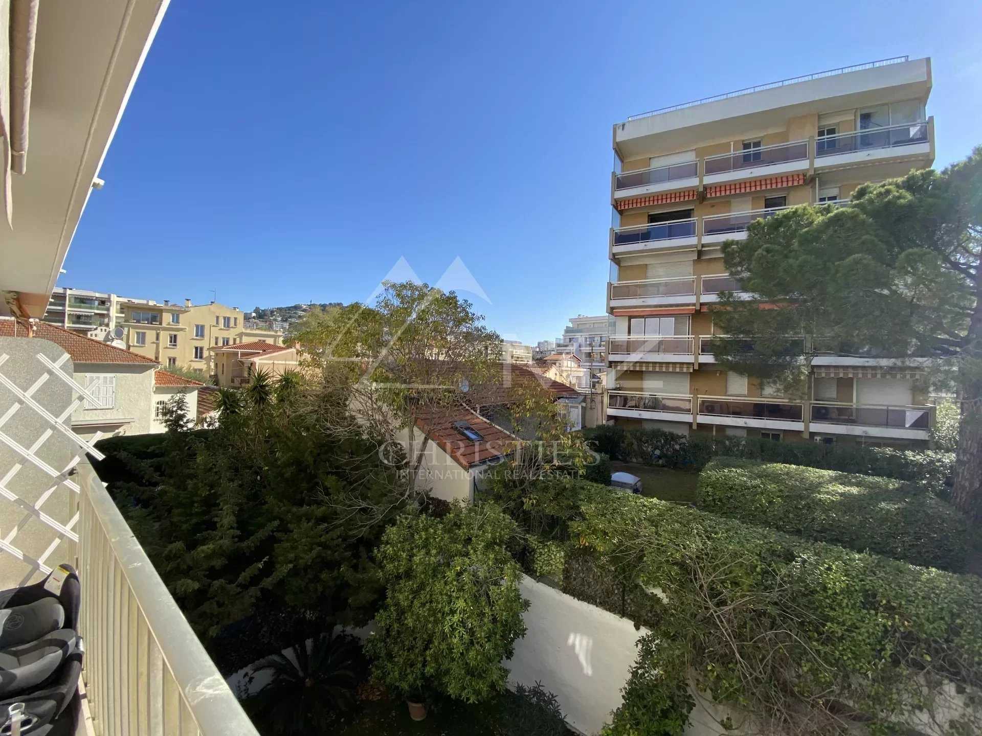 Condominium dans Cannes, Provence-Alpes-Côte d'Azur 11999711