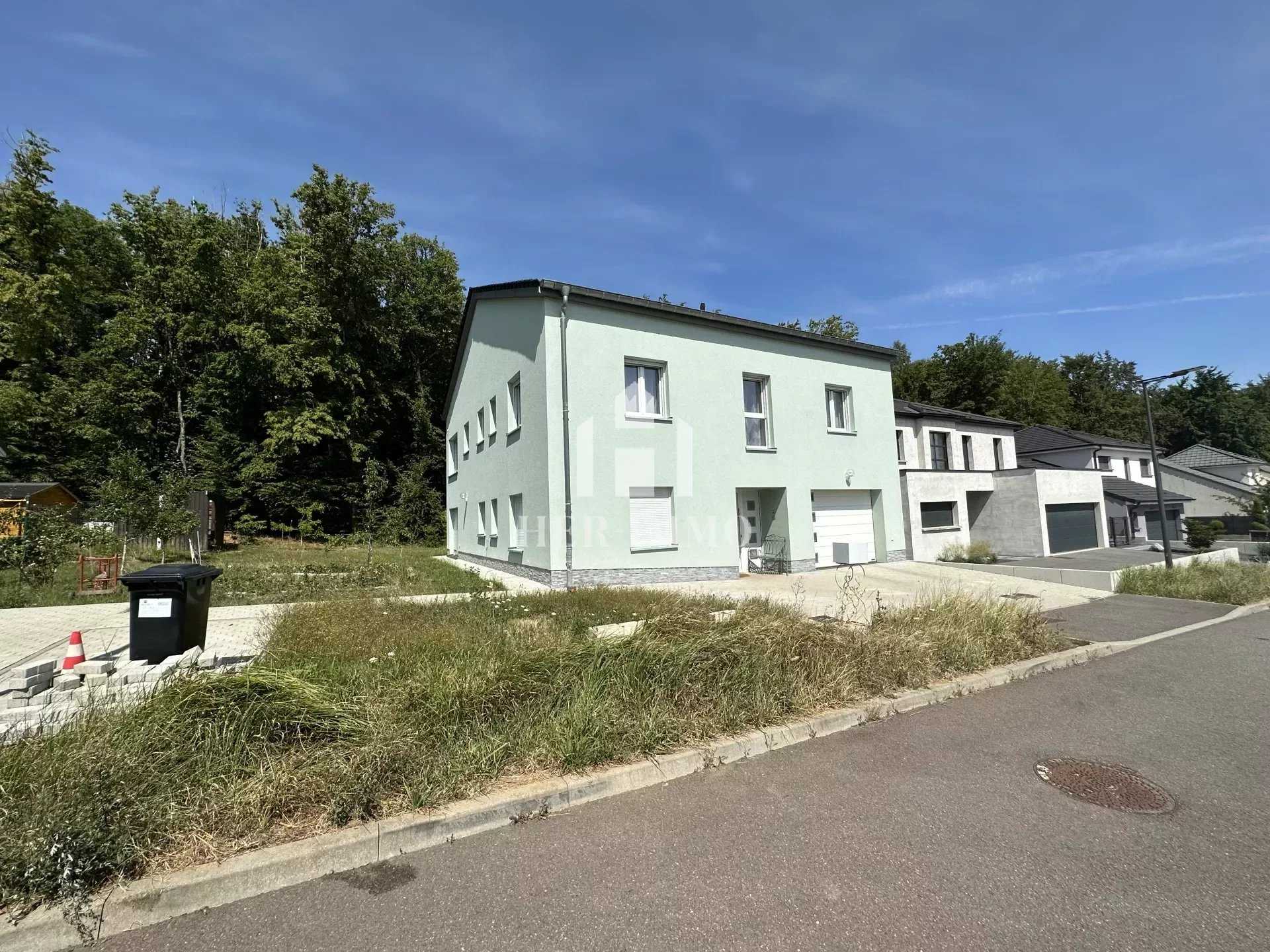 Будинок в Villerupt, Meurthe-et-Moselle 11999748