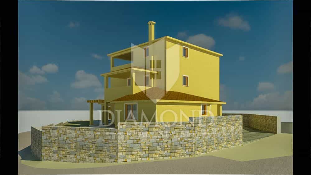 House in Premantura, Istria County 12000357