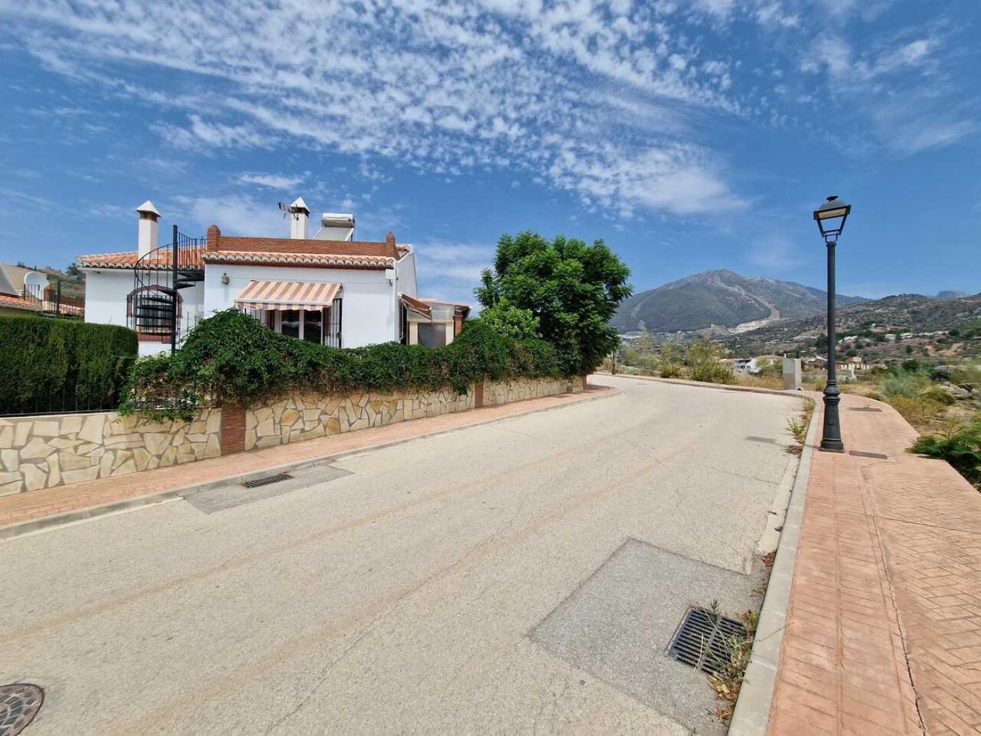 房子 在 Maqueda, Andalucía 12000588