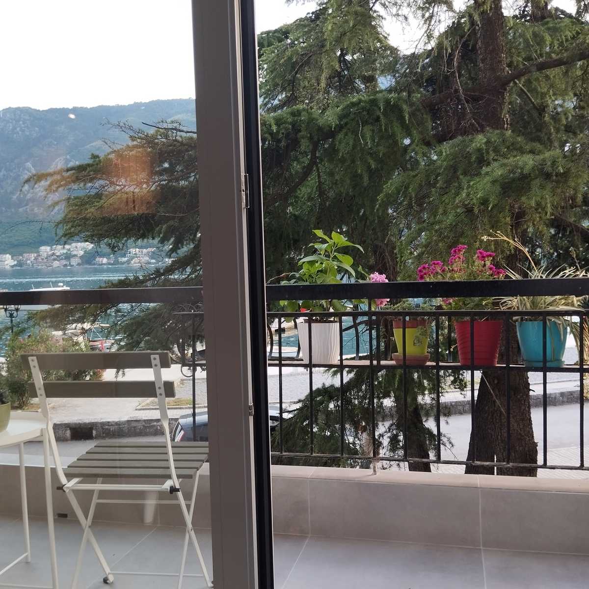 Condominium in Kotor, Kotor 12000644
