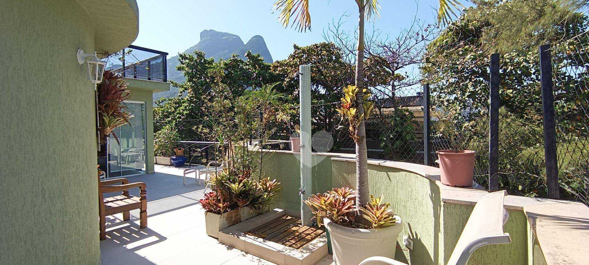 Condominium in , Rio de Janeiro 12000755