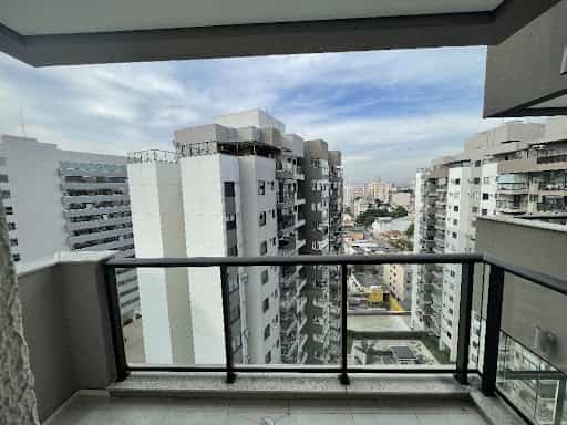 Condominium in , Rio de Janeiro 12000897