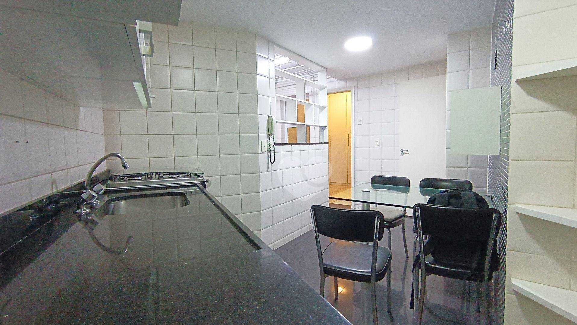 Condominium in , Rio de Janeiro 12001104