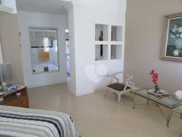 House in , Rio de Janeiro 12001107