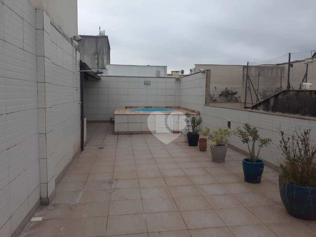 Condominium in , Rio de Janeiro 12001173