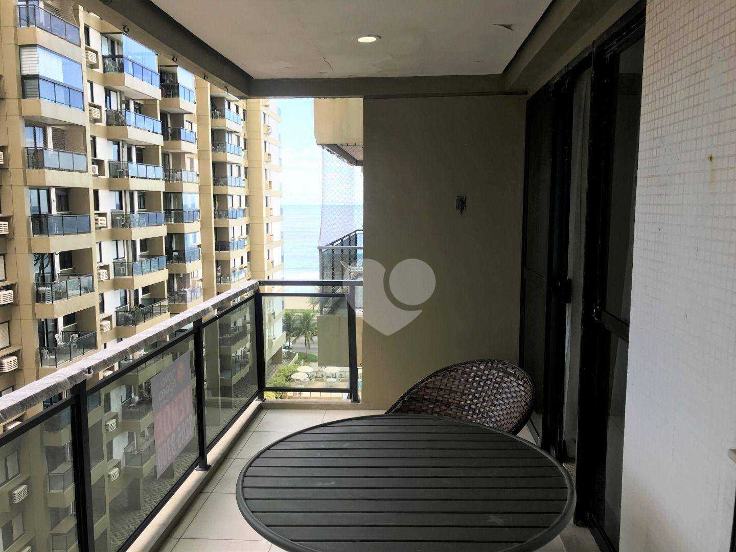 Condominium in Barra da Tijuca, Rio de Janeiro 12001628