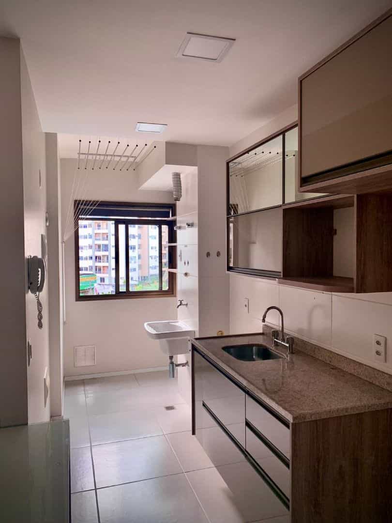Condominium in Jacarepagua, Rio de Janeiro 12001764