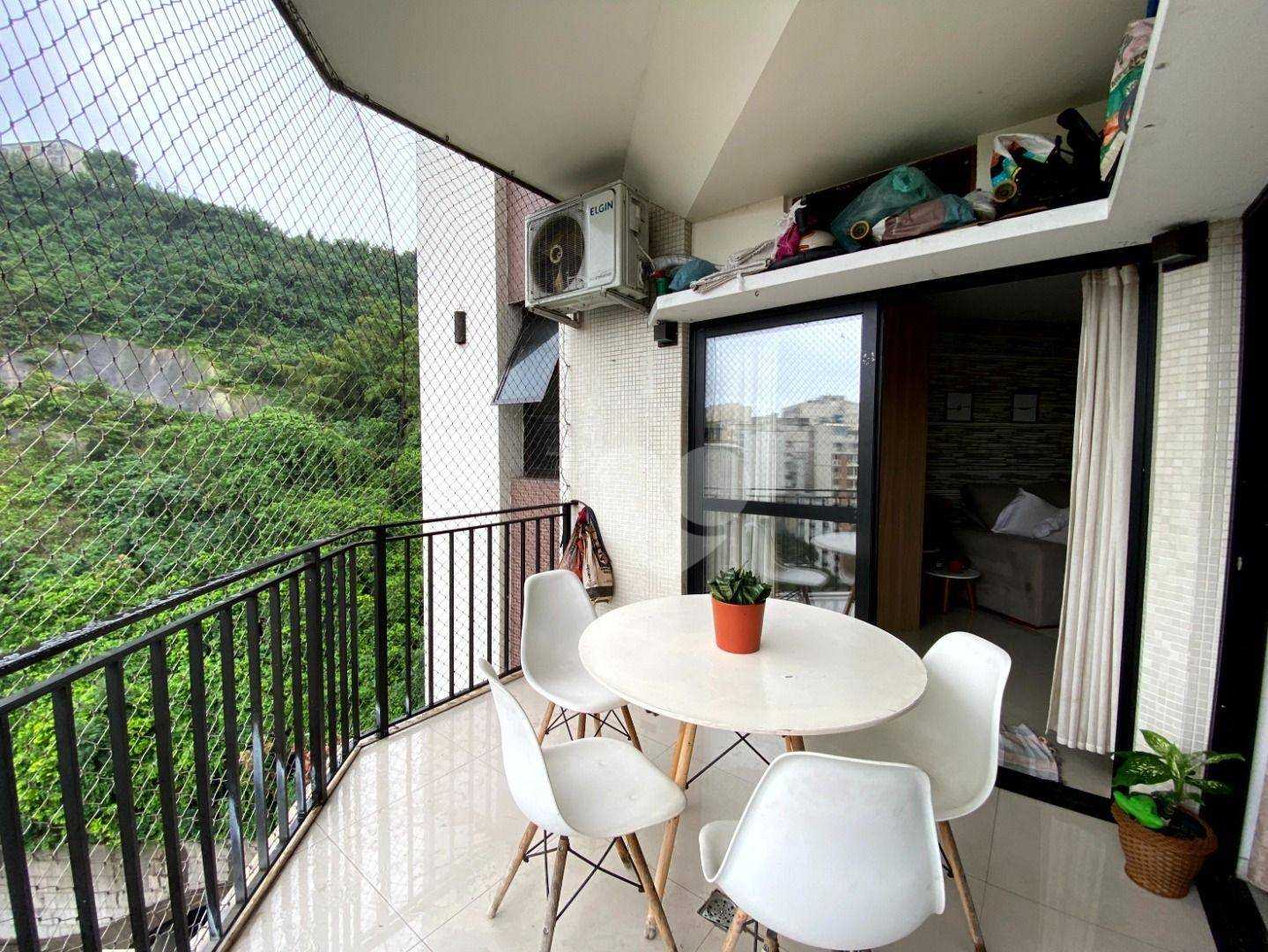 Condominium in Leme, Rio de Janeiro 12001765