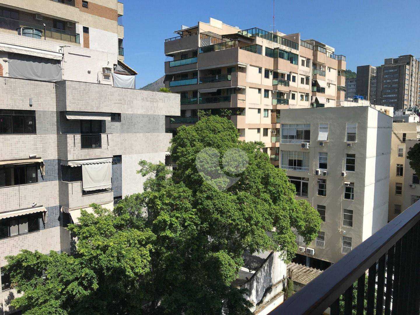 Condominium in Botafogo, Rio de Janeiro 12001801