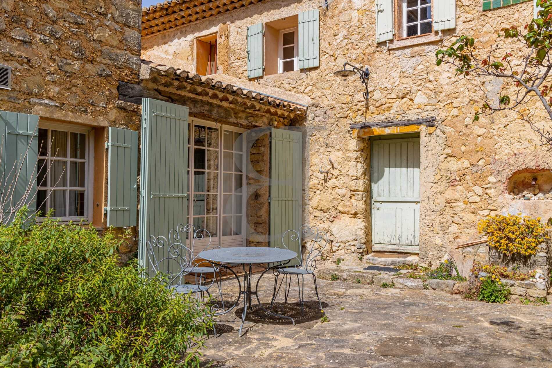 房子 在 Bédoin, Provence-Alpes-Côte d'Azur 12002082