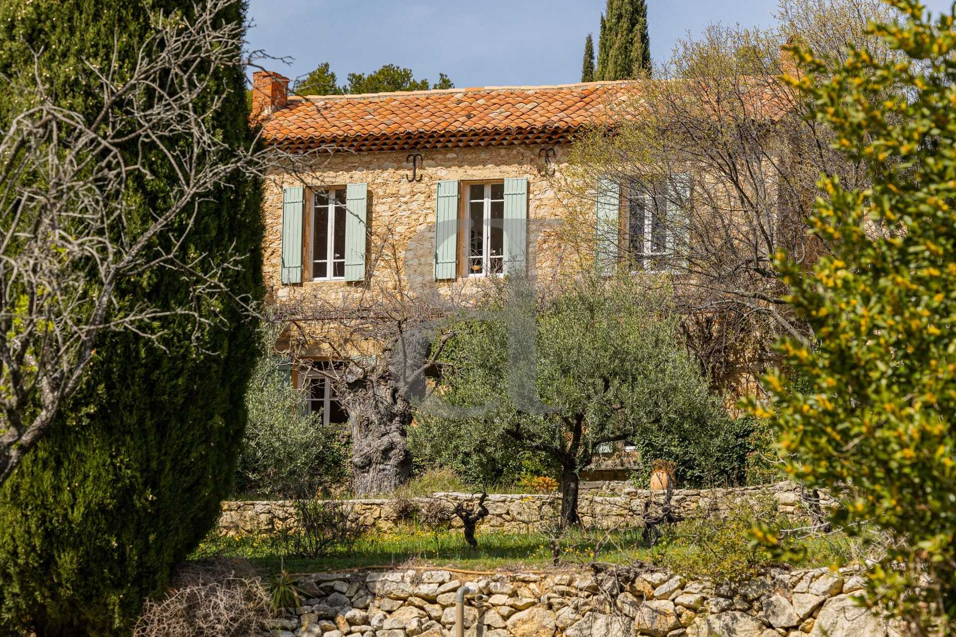 房子 在 Bédoin, Provence-Alpes-Côte d'Azur 12002082