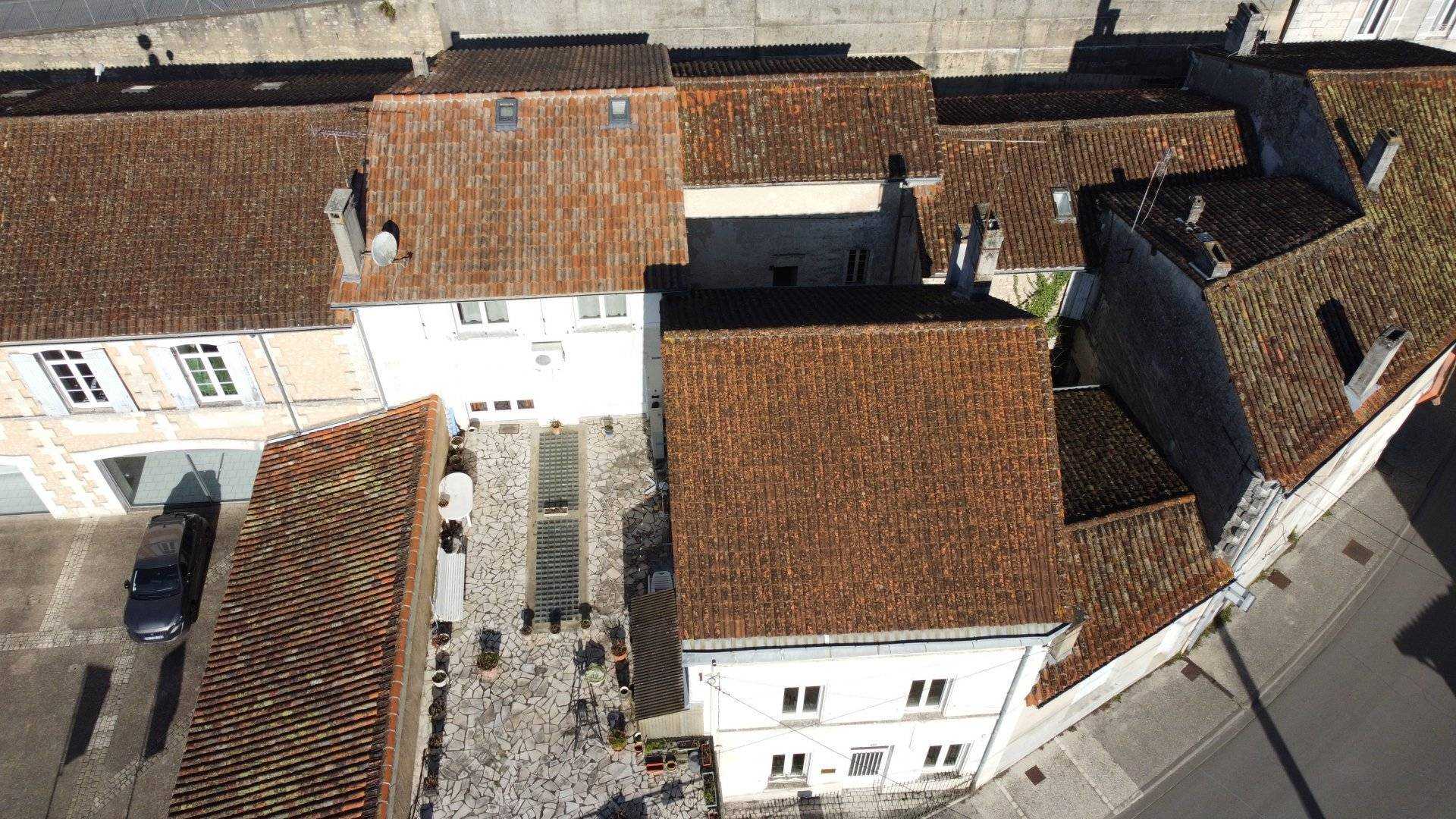 Dom w Chalais, Nouvelle-Aquitaine 12002193