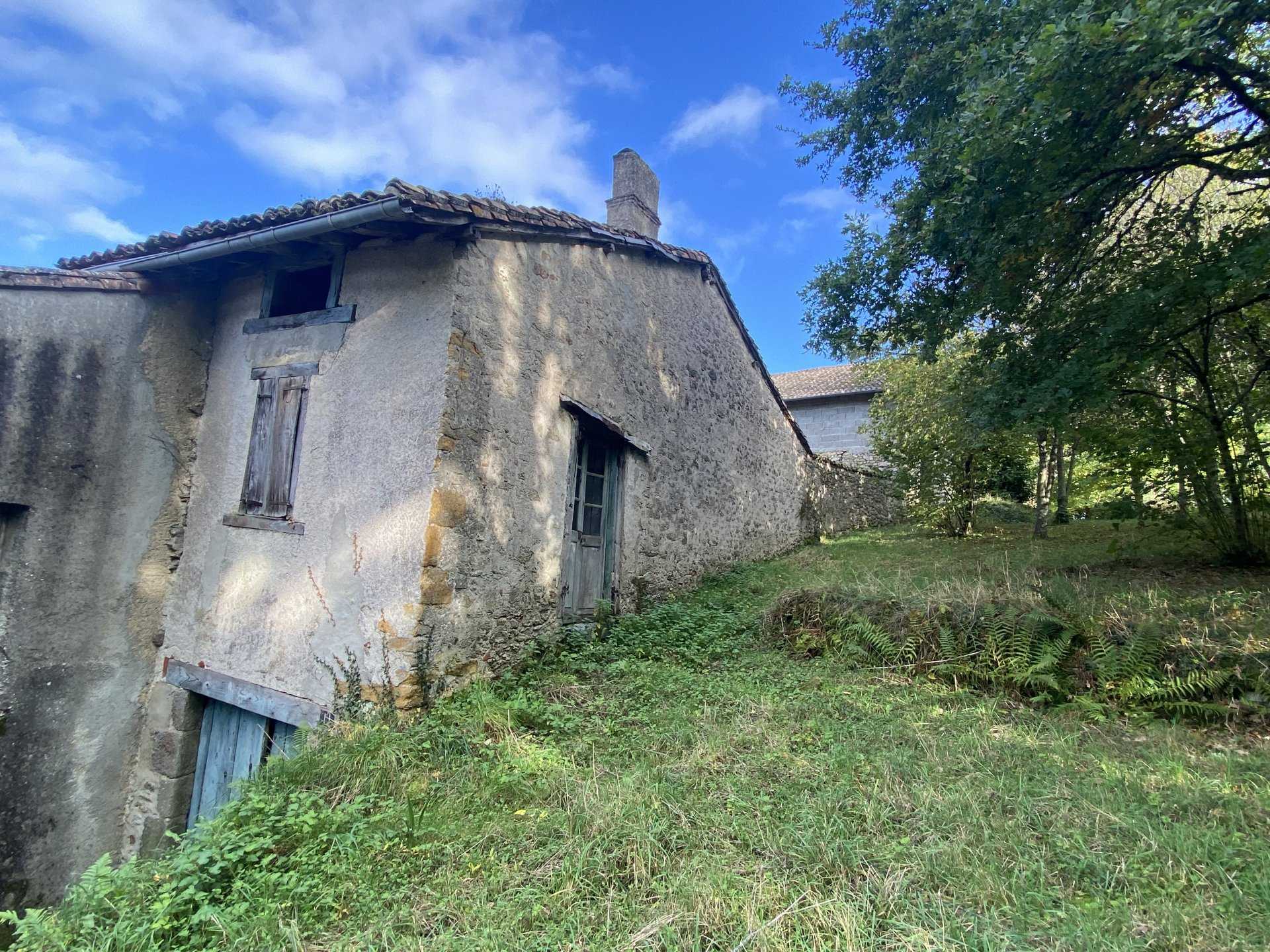 rumah dalam Bellac, Nouvelle-Aquitaine 12002238