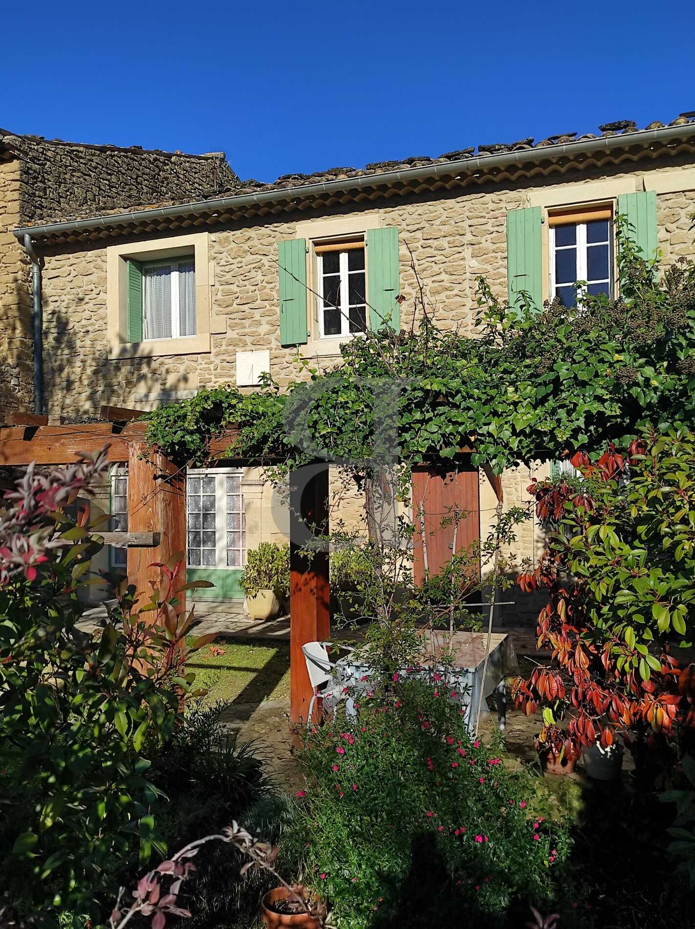 Hus i Valreas, Provence-Alpes-Cote d'Azur 12002298