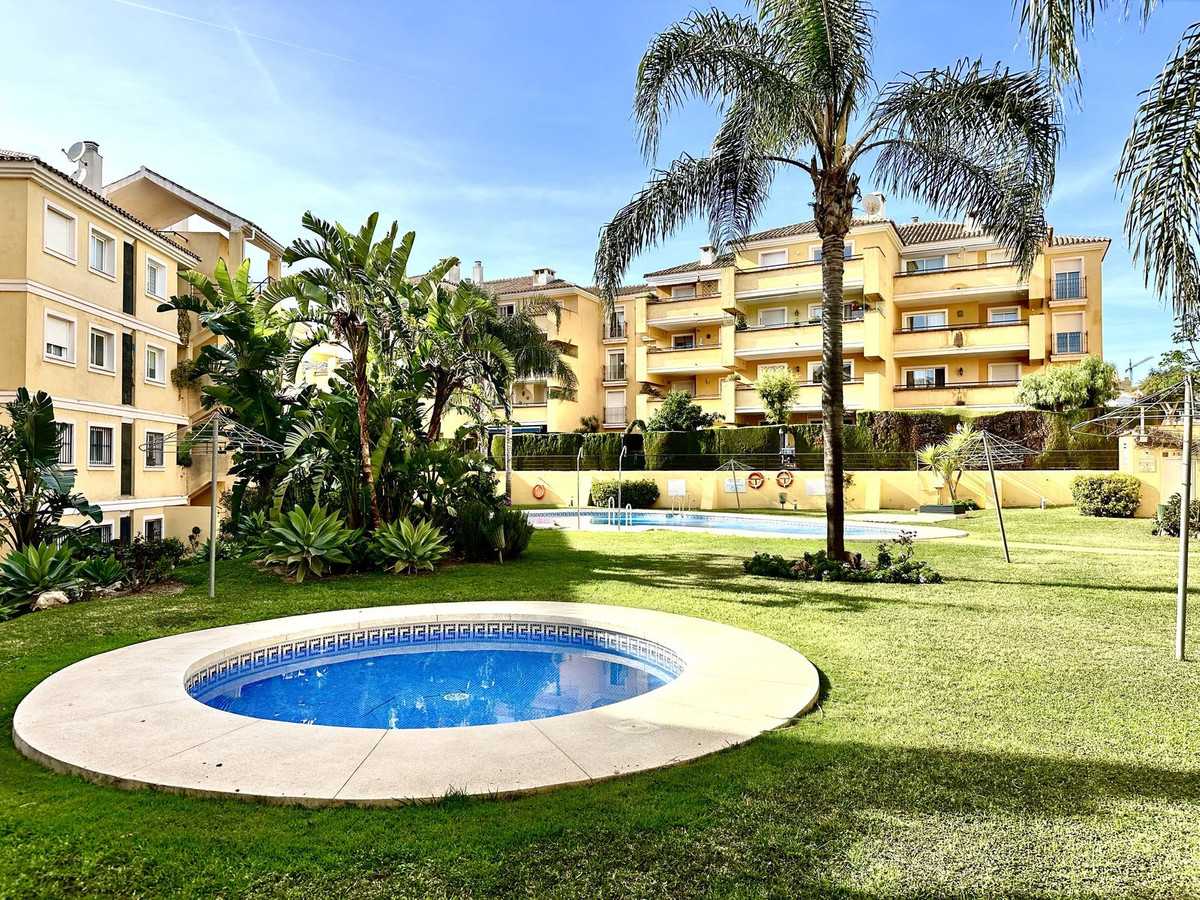 Condominio nel Fuengirola, Andalusia 12002501