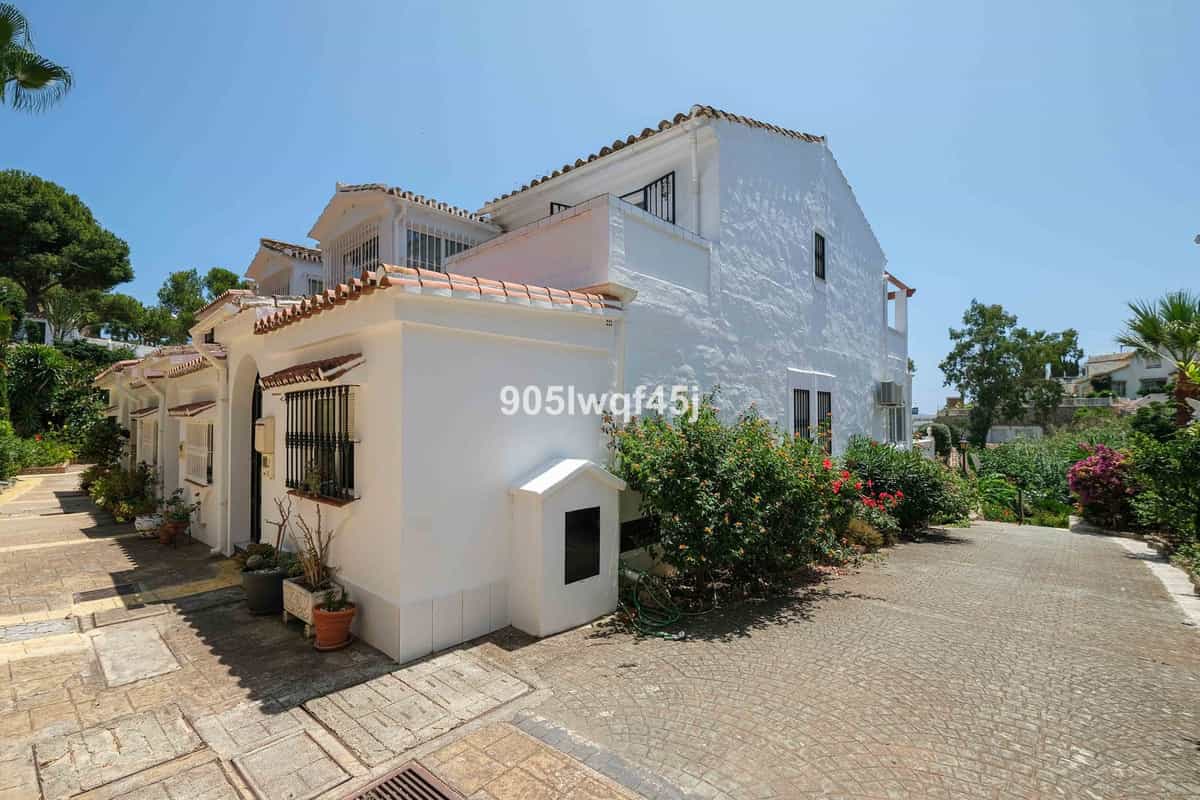 House in Benalmadena, Andalusia 12002566