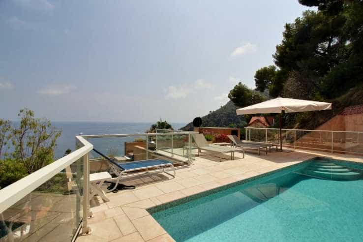Rumah di Eze, Provence-Alpes-Cote d'Azur 12002860