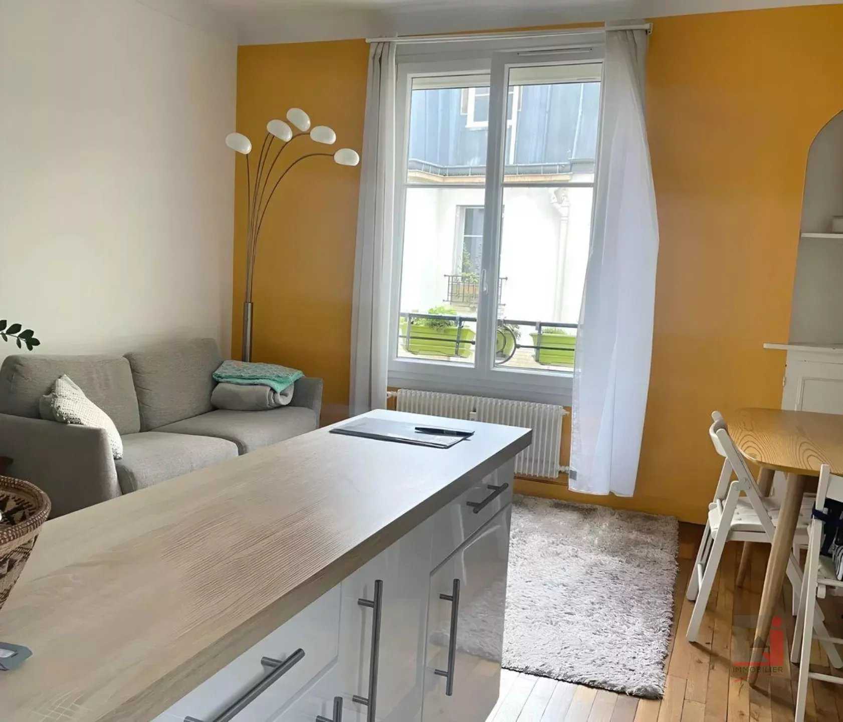 Eigentumswohnung im Vanves, Ile-de-France 12003050