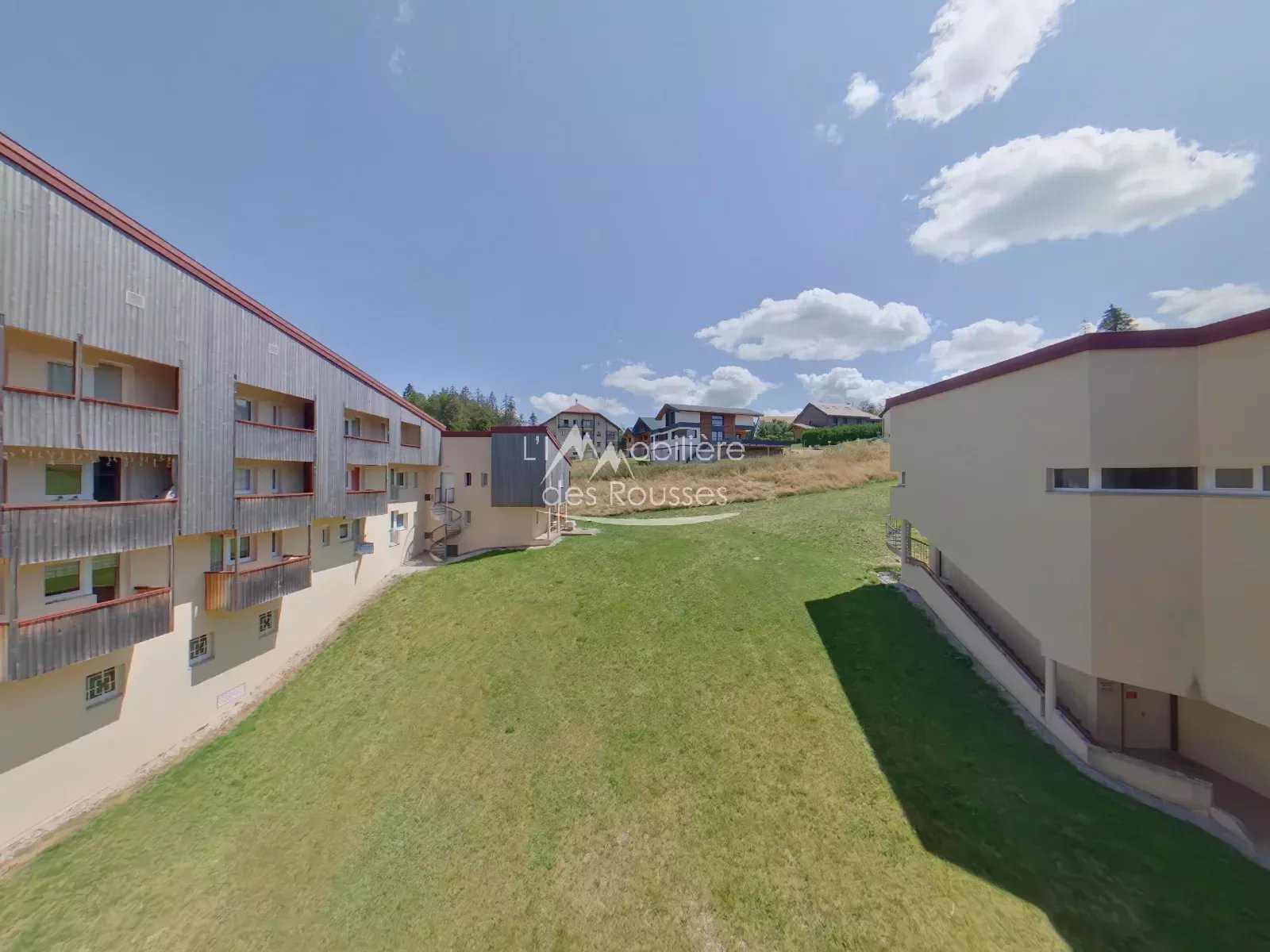 Condominio en Premanon, Bourgogne-Franche-Comte 12003078