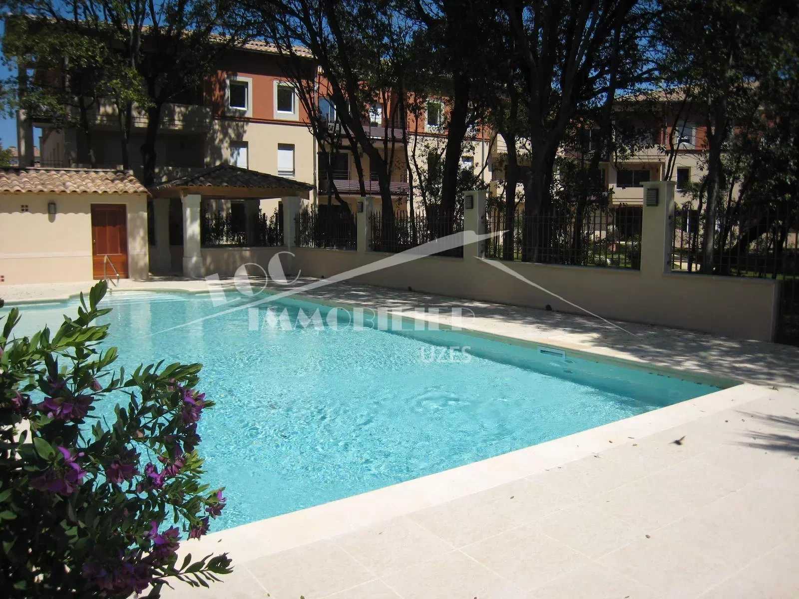 Condominium in Uzes, Occitanië 12003084