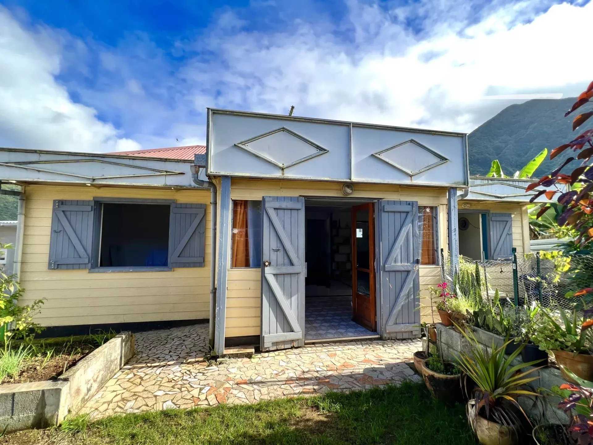 House in Les Makes, La Réunion 12003094