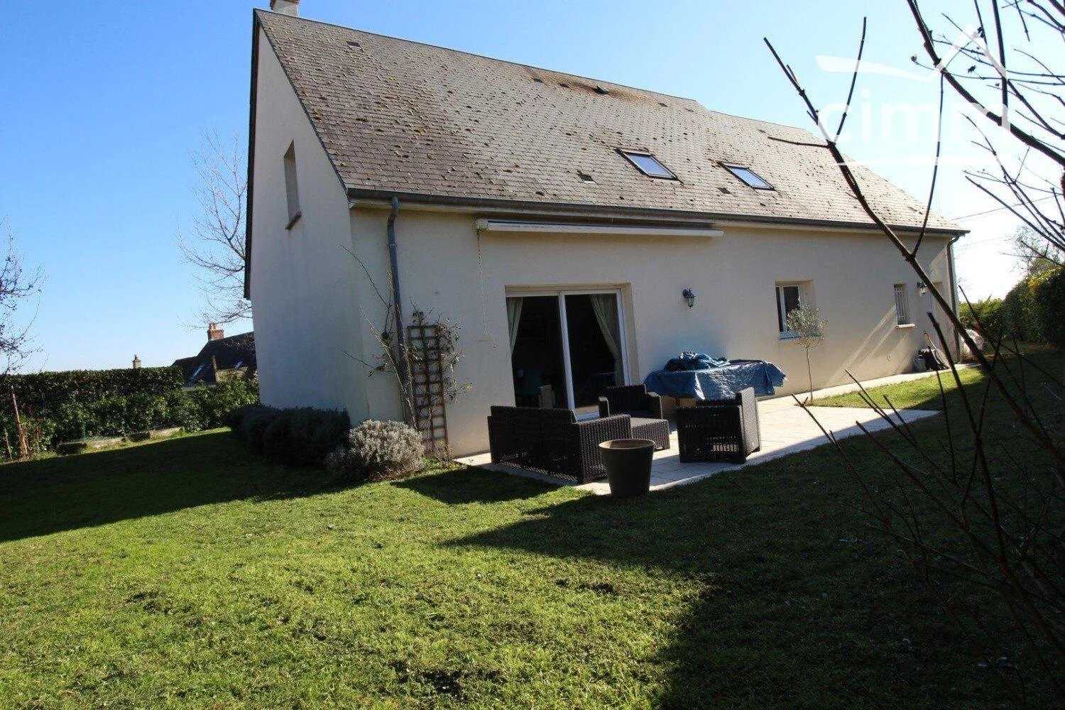 House in Fondettes, Centre-Val de Loire 12003097