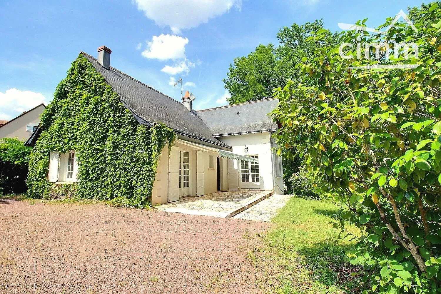 Huis in Azay-le-Rideau, Centrum-Val de Loire 12003110