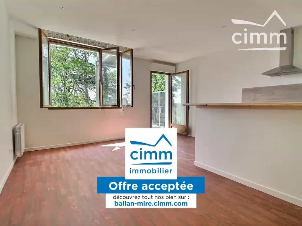 Condominium dans Chinon, Centre-Val de Loire 12003118
