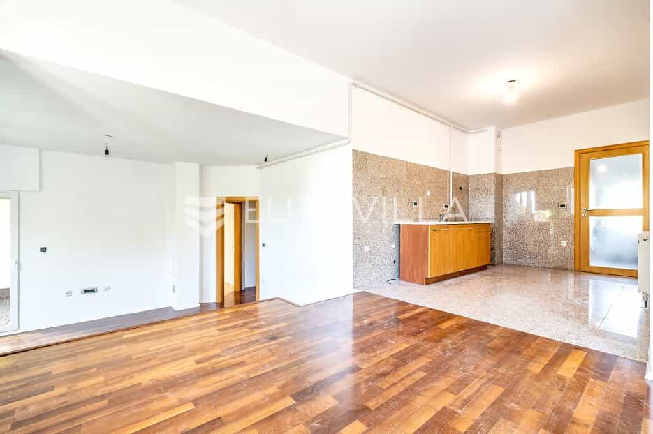 Condominium in Vrapce, Zagreb, grad 12003400