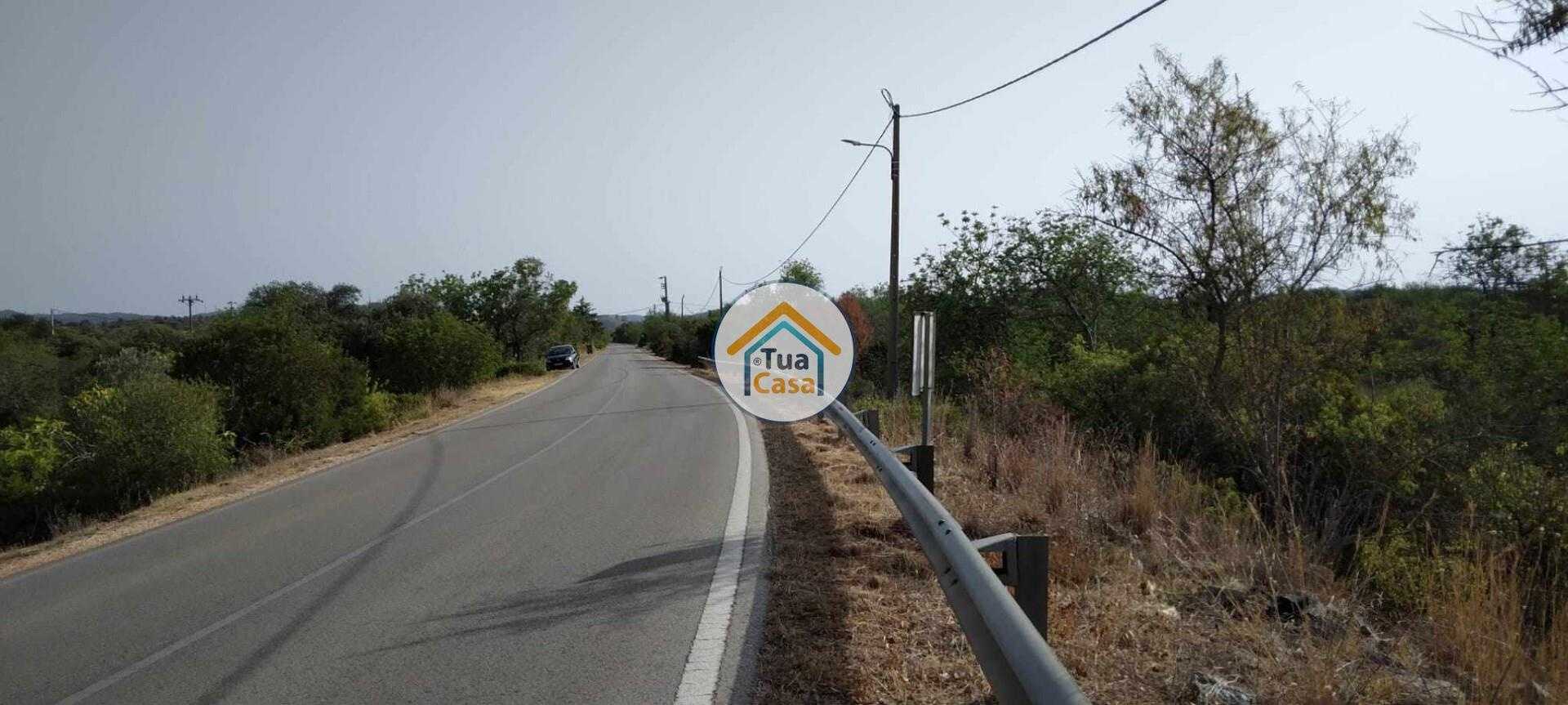 Land in , Faro District 12003540