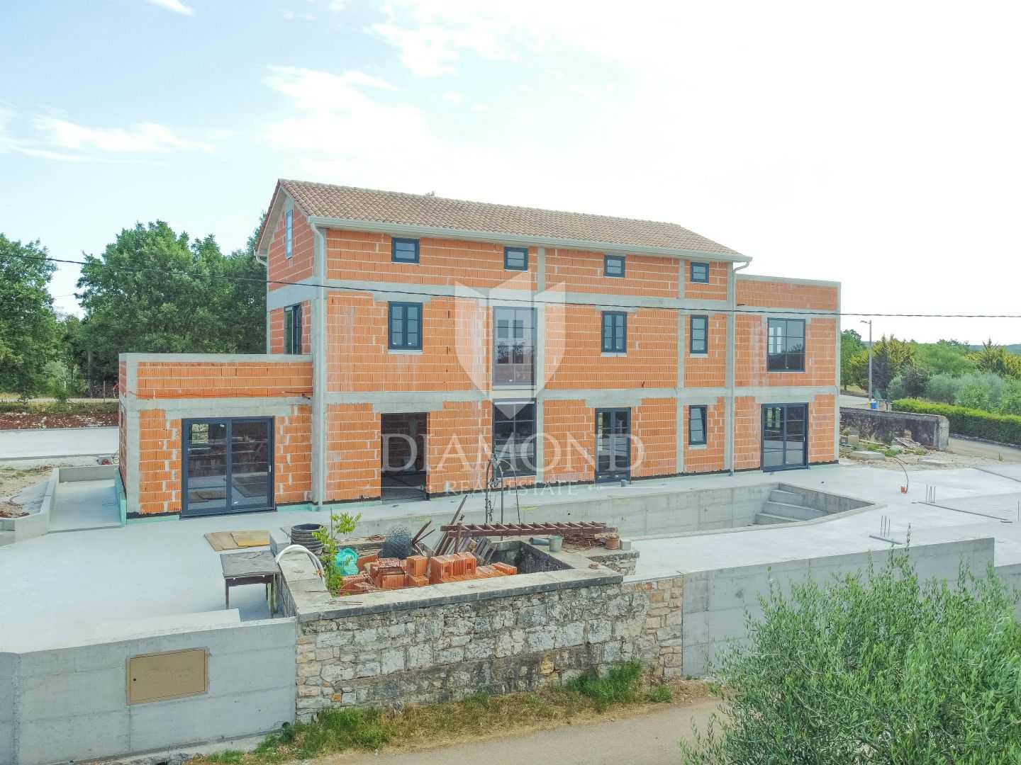 House in Poreč, Istria County 12003596