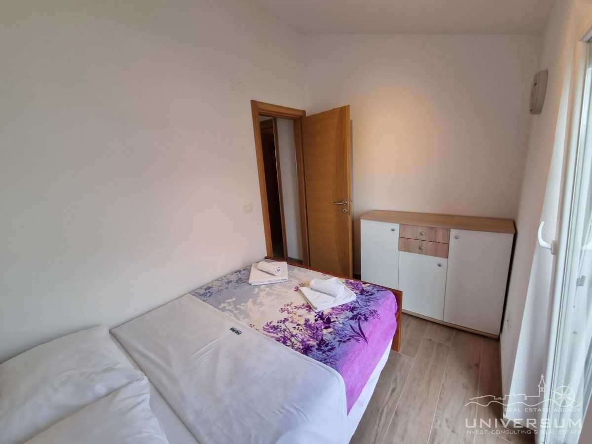 Condominium dans Umag, Istria County 12003600