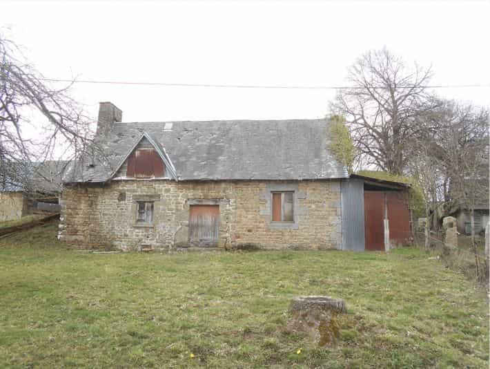 Haus im Juvigny-le-Tertre, Normandie 12003814