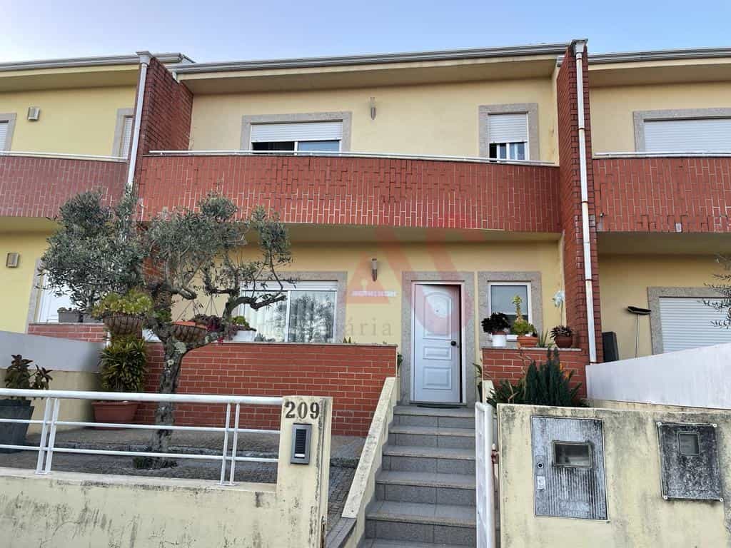 House in Lousada, Porto 12004033